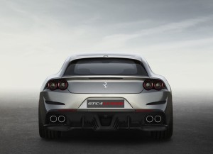 Ferrari-GTC4_Lusso_2017_1280x960_wallpaper_06