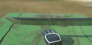 Nokia 3310 vs Katana