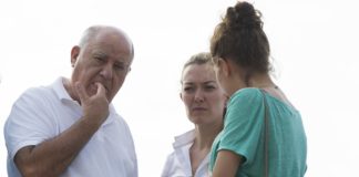 Zoznámte sa s najbohatším človekom na svete, už predbehol aj Billa Gatesa