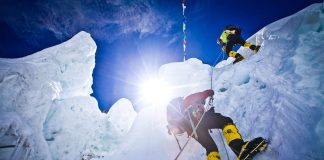 VIDEO: Úchvatný výstup na Mount Everest