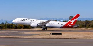 Ekológovia sa môžu radovať. Boeing 787 Dreamliner preletel z USA do Austrálie na biopalivo!