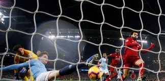 Zápas Liverpoolu a Man City pobláznil celé Anglicko. Neuveritelný zápas, hovoria bývalí hráči