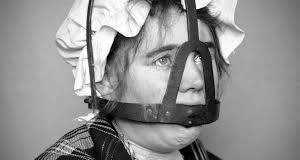 Viete ako muži trestali svoje urečnené manželky v stredoveku?