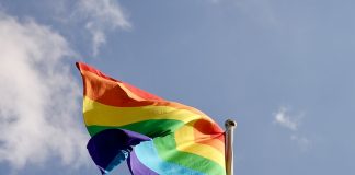 Trest smrti za homosexualitu: pre nás nepredstaviteľný, v Bruneji novou realitou