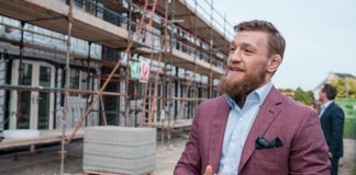 Známy zápasník Conor McGregor krásnym gestom pomáha chudobným ľuďom