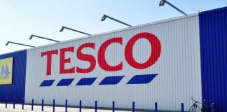 Tesco vo Veľkej Británii zatvára pulty s mäsom. Vegáni tvrdia, že je to kvôli ich zväčšujúcemu sa počtu