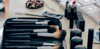 Zabudnite počas karantény na make-up! Vaša pleť sa vám TAKTO poďakuje! Zabudnite na make-up!