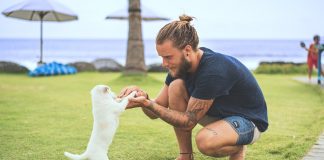 Že psia srsť je plná špiny? Mužská brada na sebe nosí oveľa viac baktérií ako váš pes!