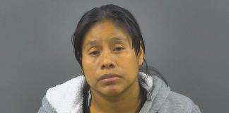 Krkavčia matka predala svoje novorodené dieťa za $2000 dolárov! Kupujúca dvojica mala v pláne dieťa opätovne predať. Našťastie, zakročila polícia…