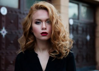 Dámska dekoratívna kozmetika je hotovým hniezdom baktérií! Na toto si dávajte pozor!