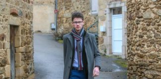 Tento 19-ročný francúzsky starosta je inšpiráciou pre svetovú mládež Najmladší starosta vo Francúzsku